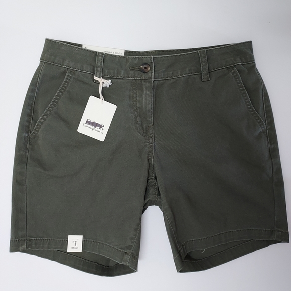 a.n.a Pants - ANA Women's Size 2 Army Green Mid-Rise Twill Shorts 7" Inseam NEW